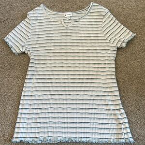 Kids short sleeve top. great shape, worn a few times, great price!